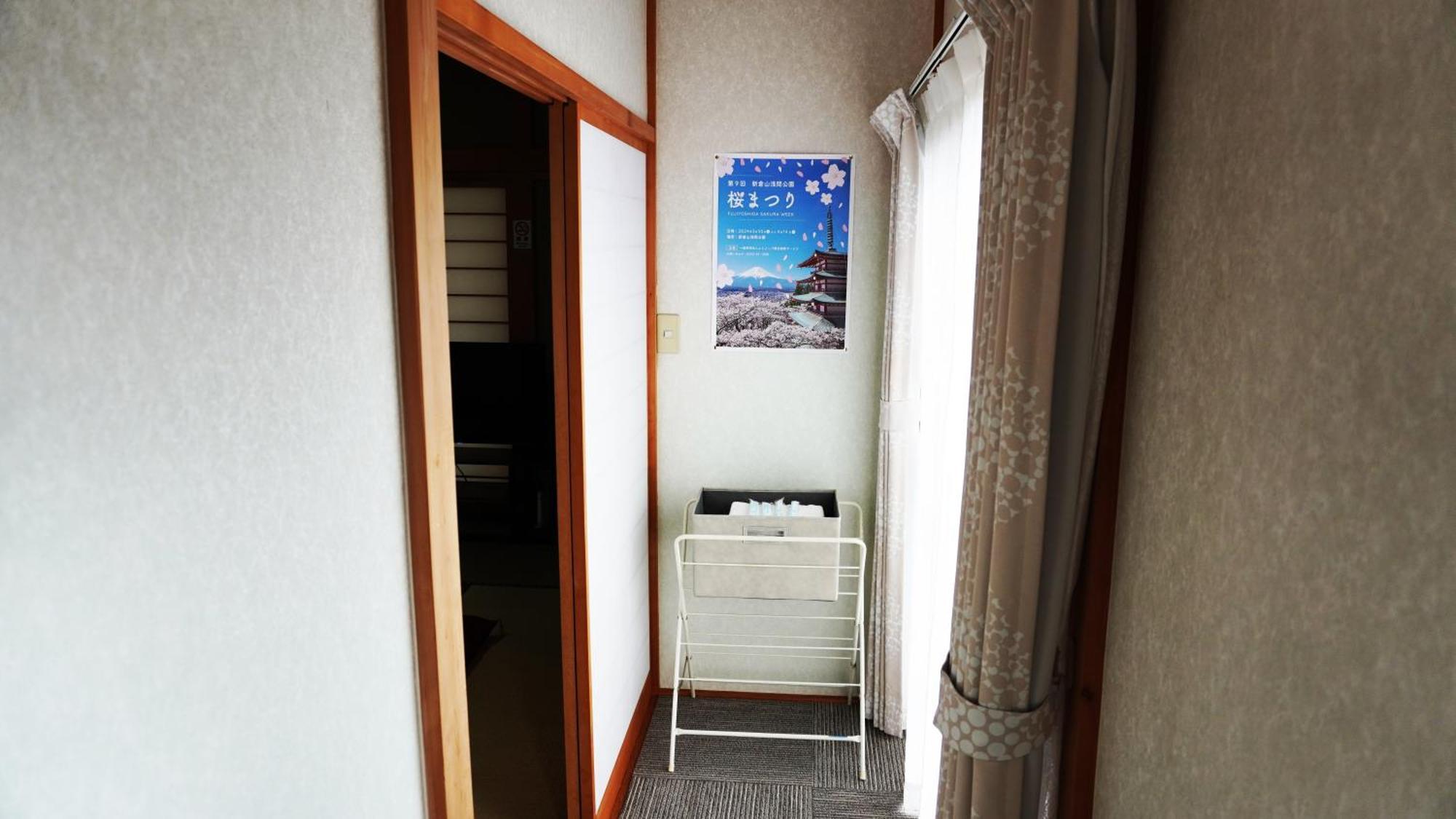 富士山を眺められる宿 ゲストハウス花水木 Nishikatsura Eksteriør bilde