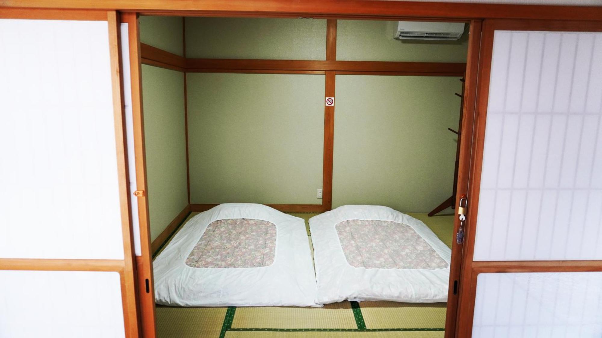 富士山を眺められる宿 ゲストハウス花水木 Nishikatsura Eksteriør bilde