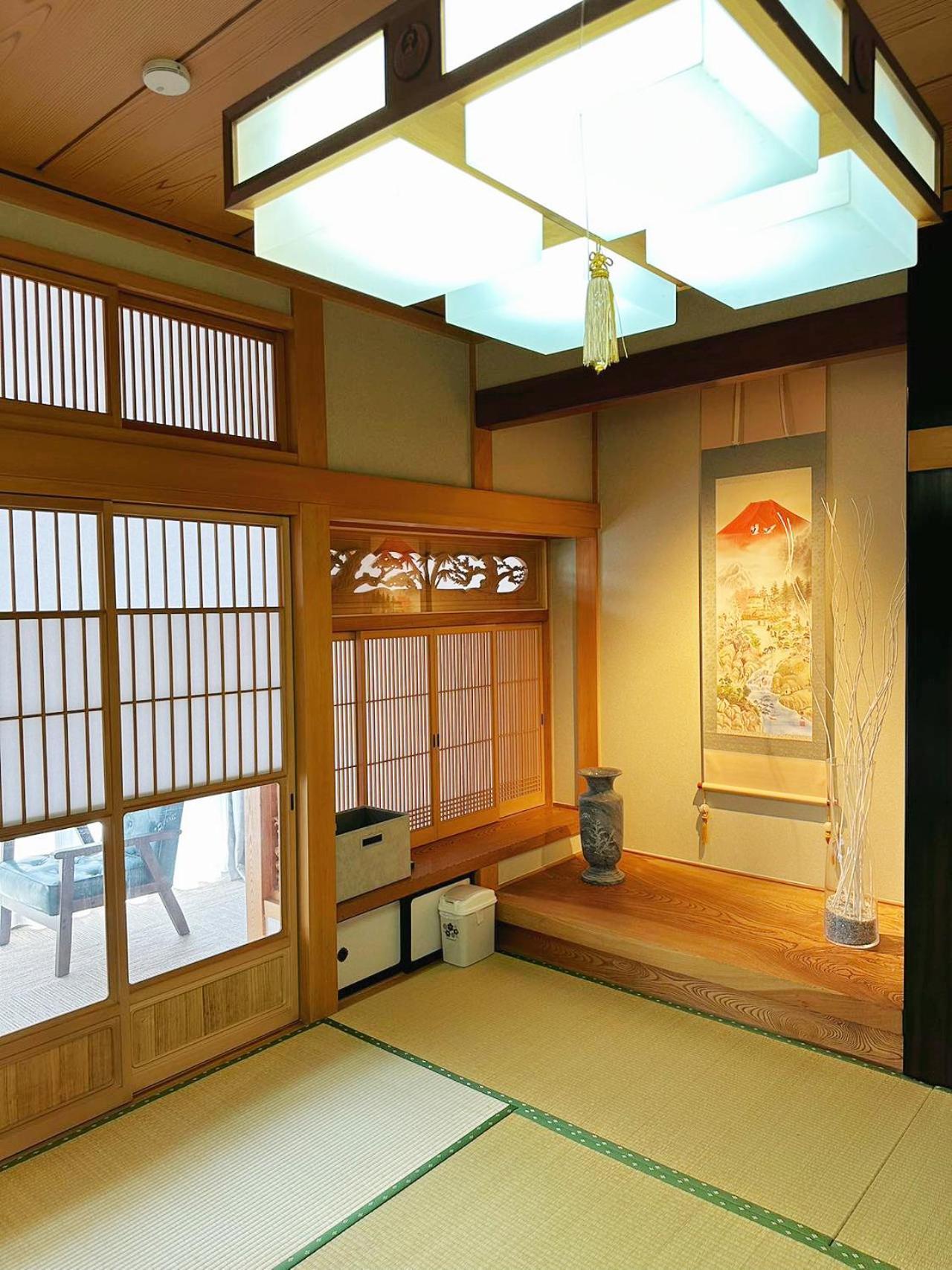 富士山を眺められる宿 ゲストハウス花水木 Nishikatsura Eksteriør bilde